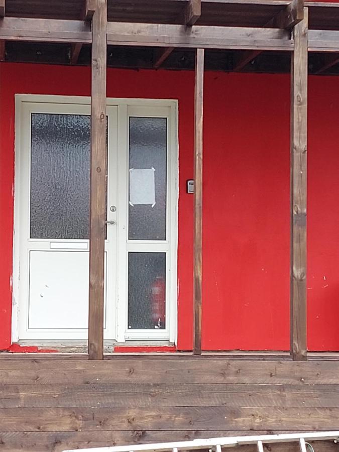 Ferienwohnung The Red House Near The Sea Njarthvik Exterior foto